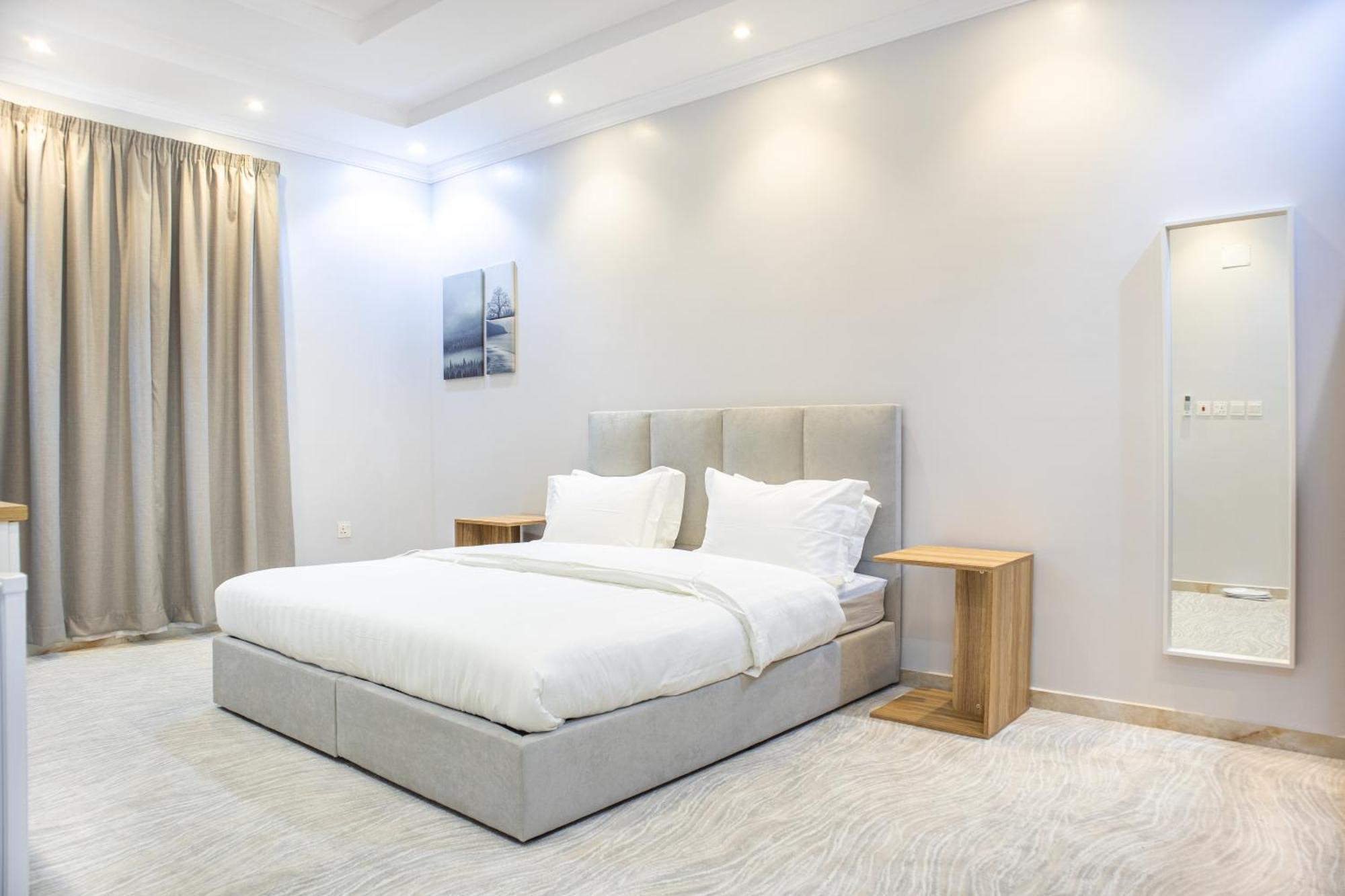 Luxurious Family Apartments 15Mins Drive To Al-Masjid Nabawi - Nozol Noor 4 Medina Exterior photo